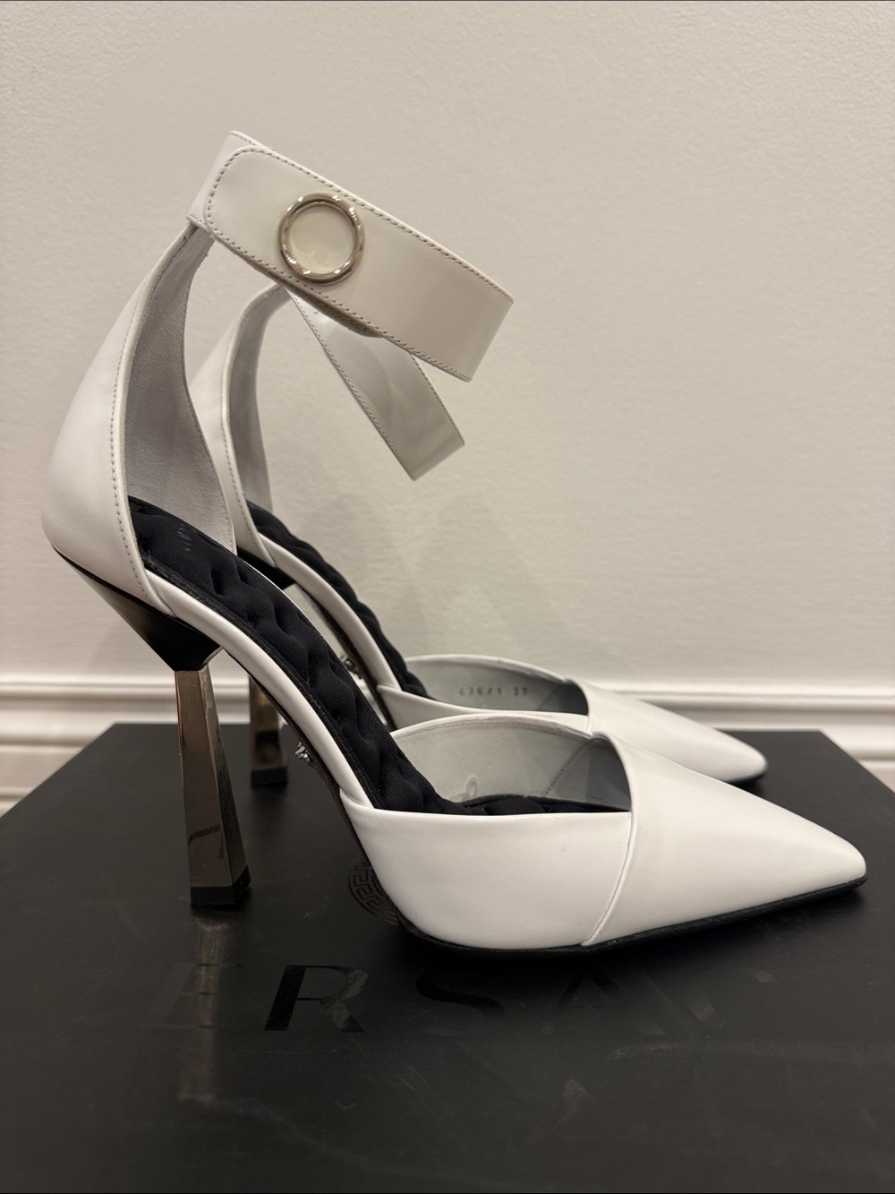 Versace White Leather Metal Heel Pumps 37 Wedding Bridal Editorial Heels